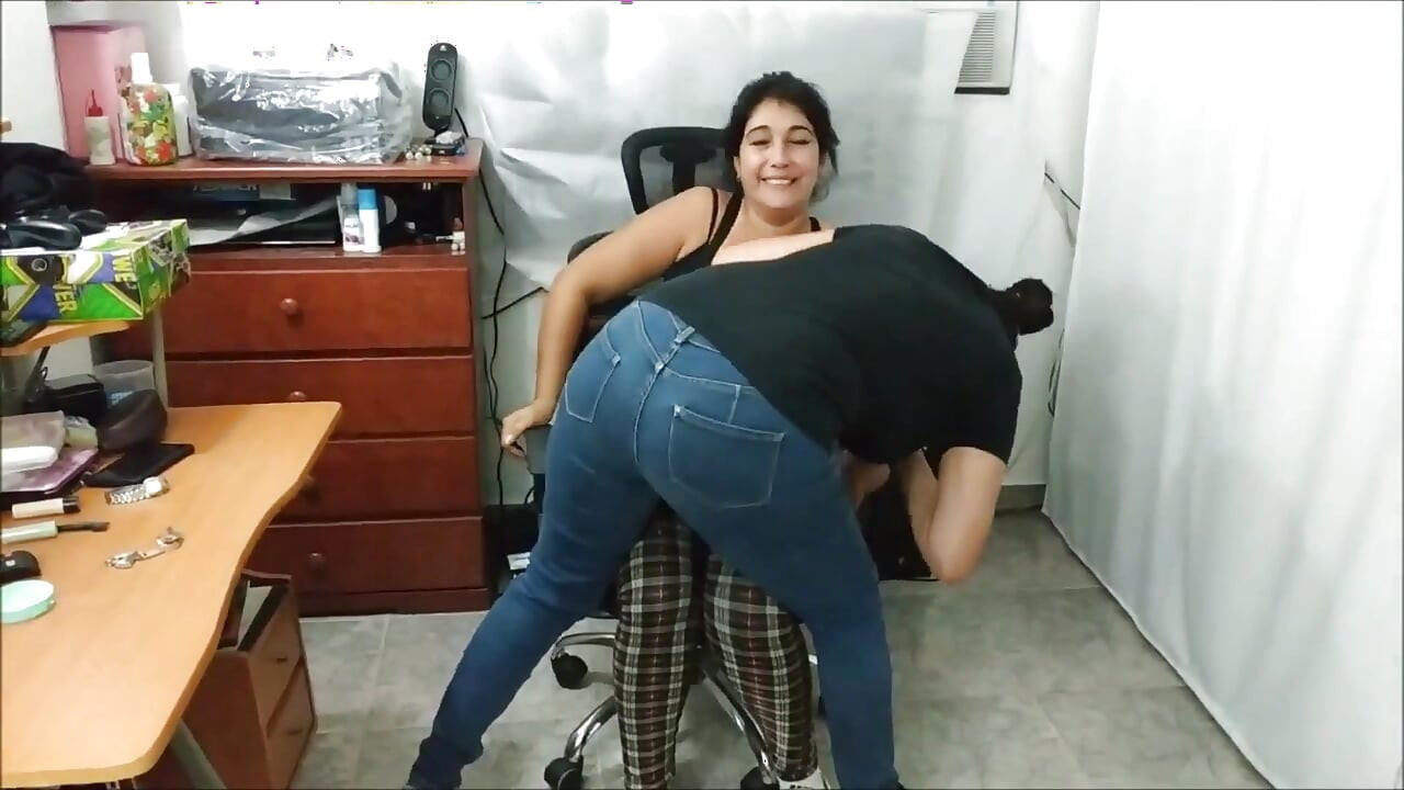 Una sesión de humillación de esclavitud para Wendy Lopez