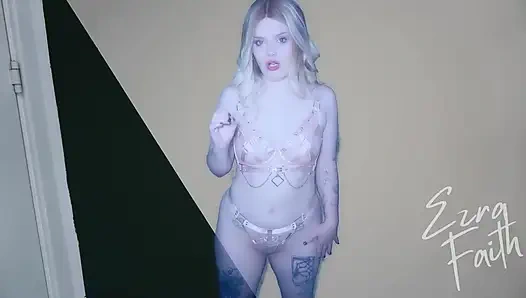 Kız arkadaşını dijitale yükselt - yapay zeka asistanı canlanıyor - ezra faith