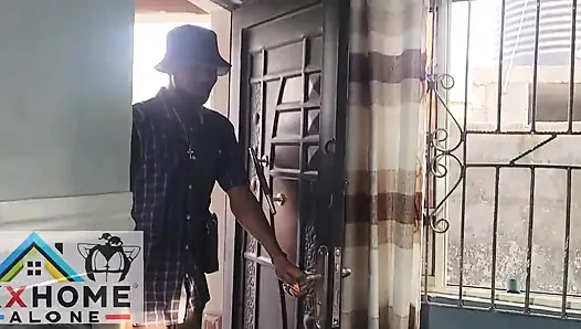 Dreams en iyi arkadaşı ateşli karısını sikmek için kara büyü tozunu (juju) kullanıyor