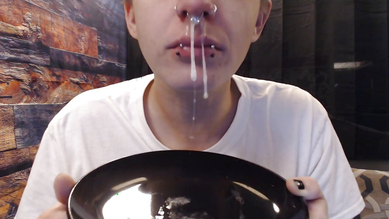 Masywny żucie smaruje kolację podawaną