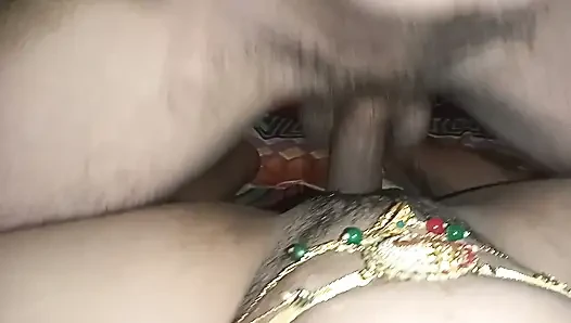 Radha Bhabhi Devar Ke Lad Ke Hand Se Pani Nikti, Desi Sexy Video, Sexy Video, Sex Video