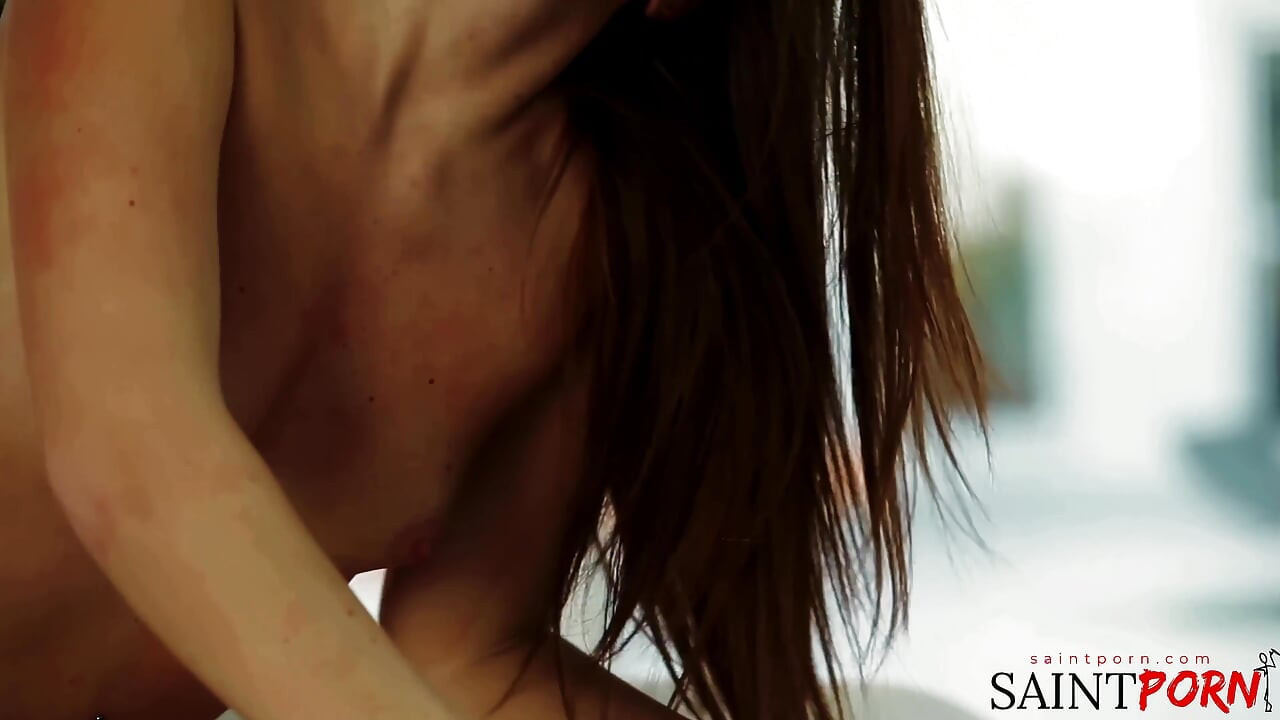Maddy O'reilly and Shazia Sahari Get Away to Have Lesbian Sex