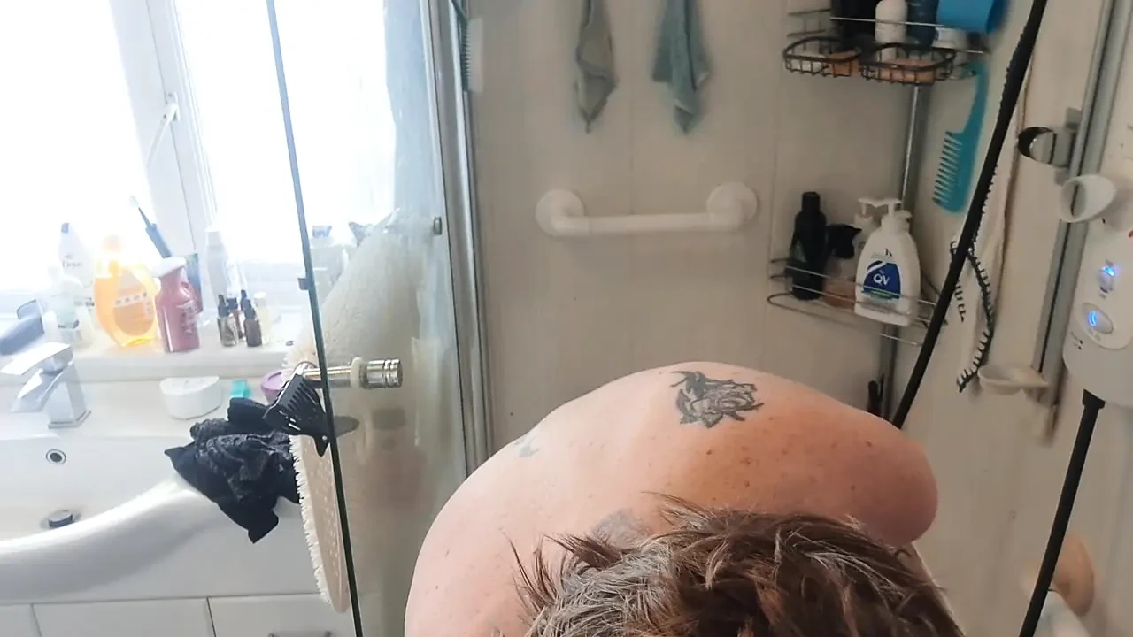 Shower Squirt