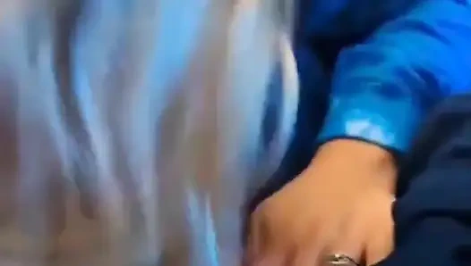 Heiß, sexy, handjob wird zu einem lecken, lutschen, nassen blowjob! Schau zu, wie ich ihn zum stöhnen bringe!