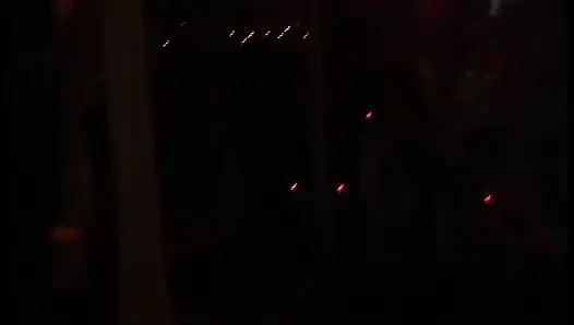 Alman sürtükler tadını çıkarmak için amında uzun bir yarak istiyor #3