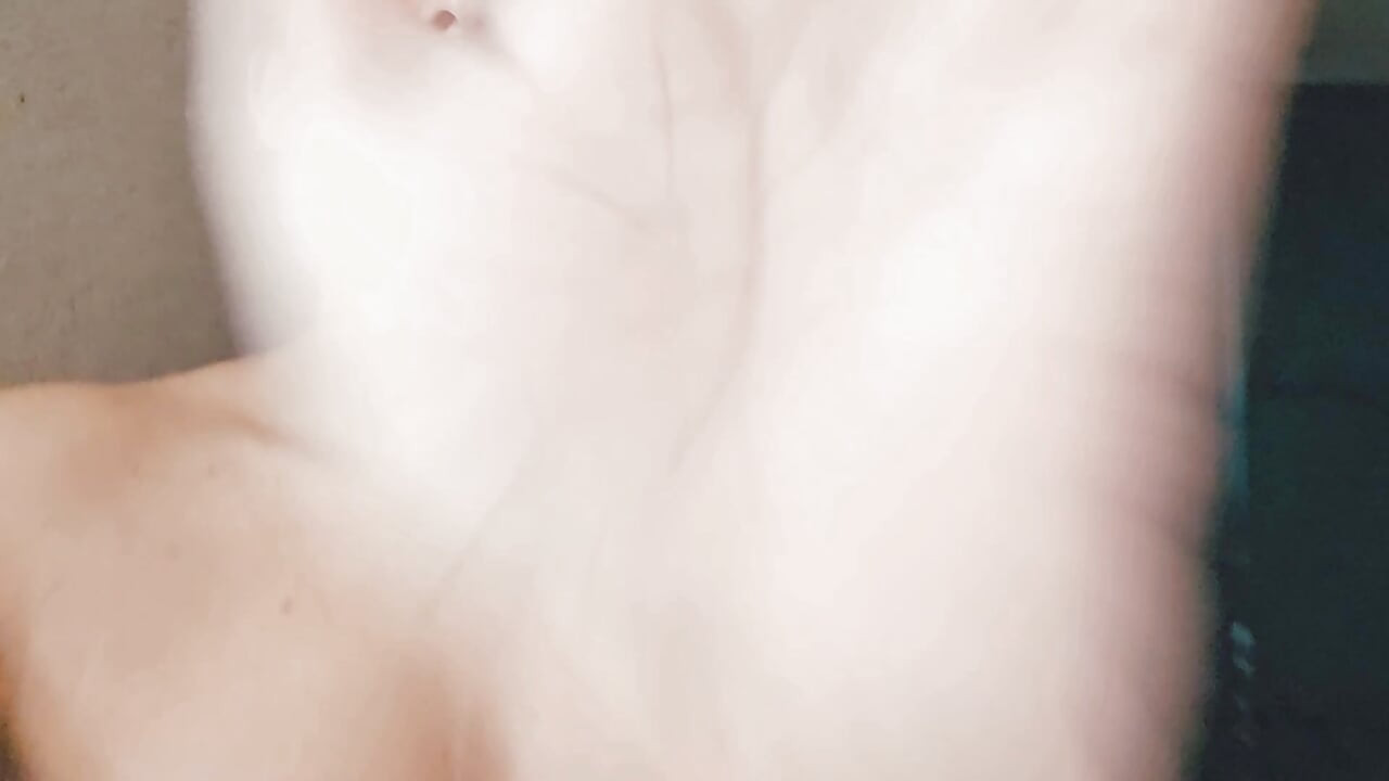 A Horny Boy Wishes a Very Happy New Year To HIs XH Family, Got Naked Outside In The Winter And Celebrates The Day With Cum