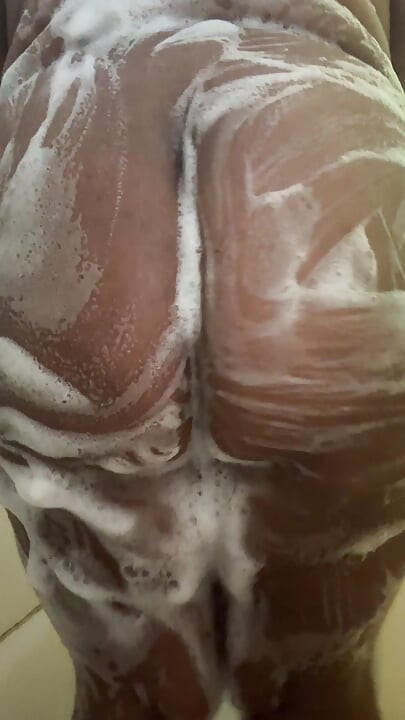 POV: ดูฉันอาบน้ํา