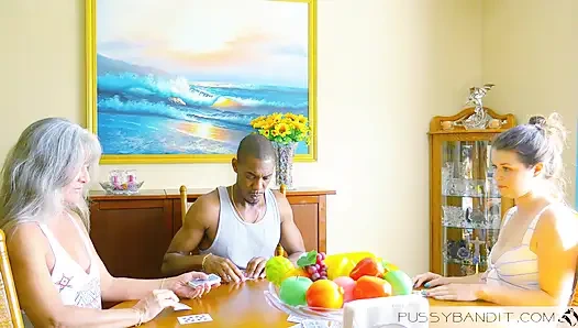 Anastasia Rose üvey anne erkek arkadaşını sikiyor