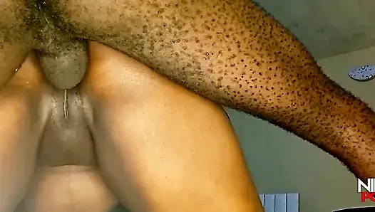 Близкий трах чернокожей киски в видео от первого лица