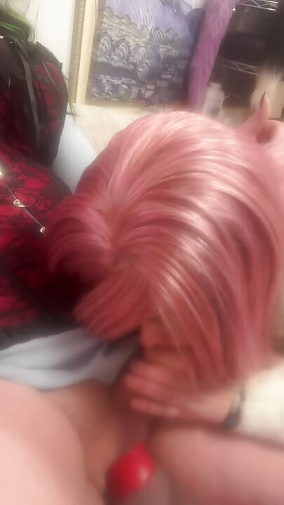 Miss Blue Blakely Morningstar को चूसती और चोदती है