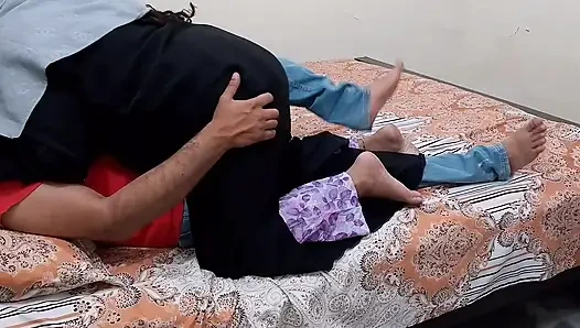 Desi Muslim Hijabi Girl Fucking In The Hotel - First Romantic dating sex video