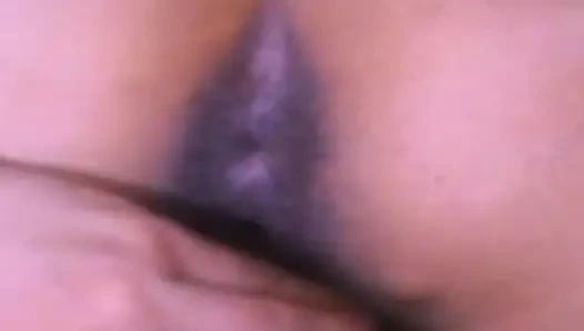 Yaramaz arkadaş partide erkek arkadaşı tarafından kurtuluyor