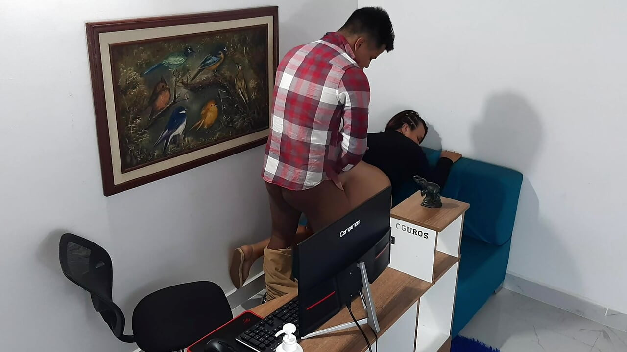 Futând pizda surorii mele vitrege în poziția capră