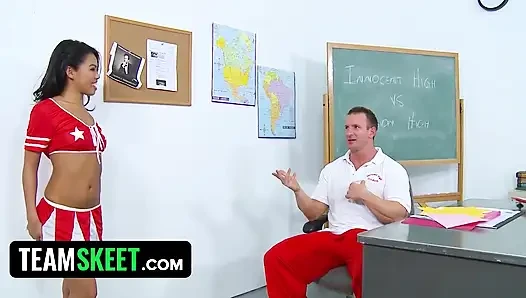Asian cheerleader drilled by a horny professor