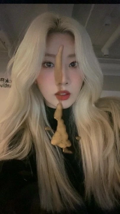 LOONA Kim Lip Cum Tribute 2
