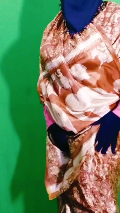 Sex with friend's wife wearing a very beautiful and sexy saree | Clip 1