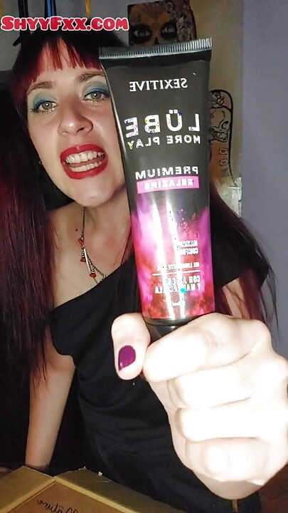 Shyyfxx Vlog desempacando un día de placeres terrestres, auto dones y Sailor Moon anal