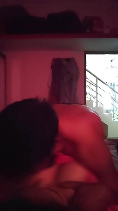 Desi แฟนสาวอินเดียเซ็กซี่ดูดนมใหญ่และเย็ดจัดหนักเต็ม