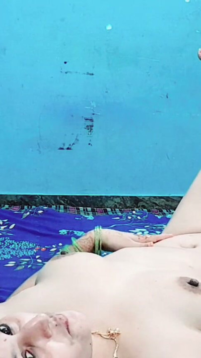Desi puja vaimo funking miehen kanssa hardcore seksiä makuuhuoneessa | Klippi 2
