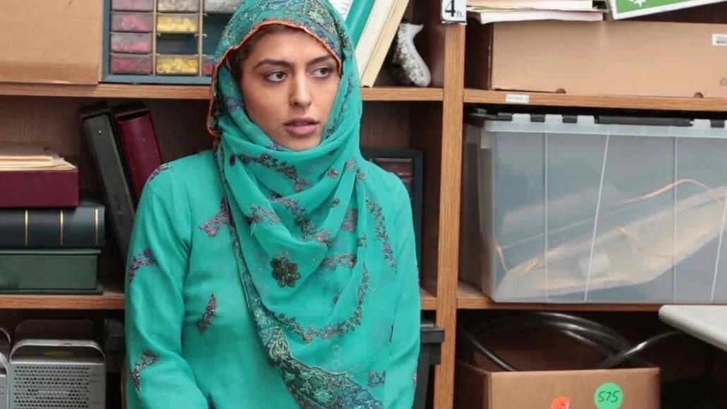 Shoplyfter - Hot Muslim Teen Caught & Harassed