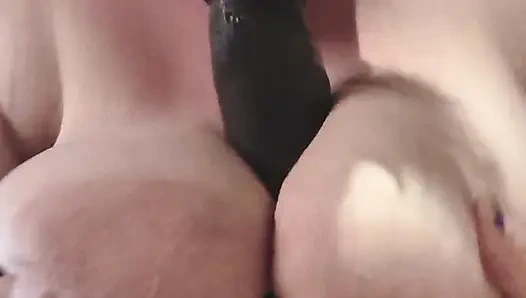 Трение сисечками и трах