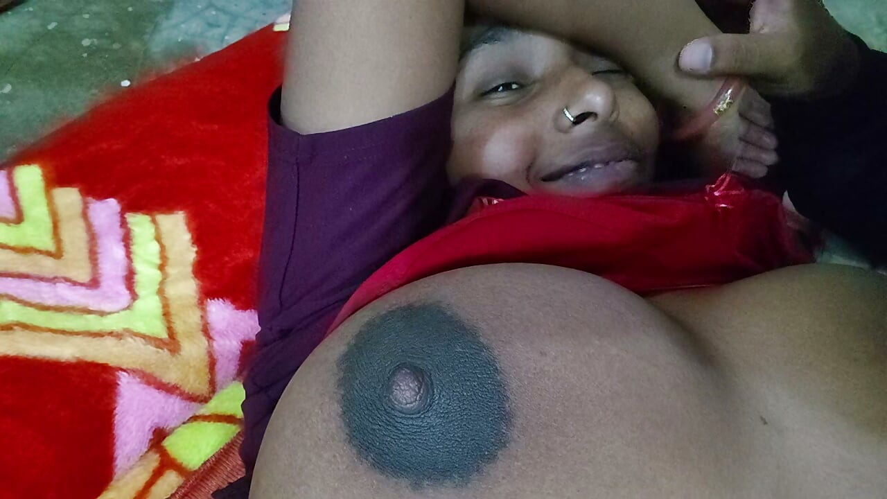 Big black nipple hot desi boobs sex videos.