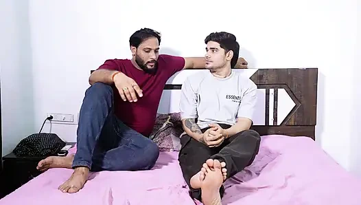 EIN HAUSBESITZER FICKTE SIE, ECHTER SELBSTGEDREHTER HARDCORE-SEX