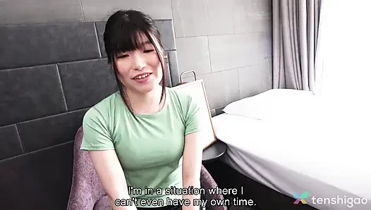 Kaho Hamazaki Is Our Cute Office Girl That Wants to Play Naked for an Afternoon