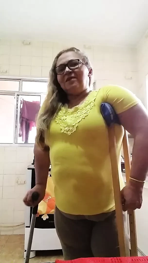 polio lady in kitchen