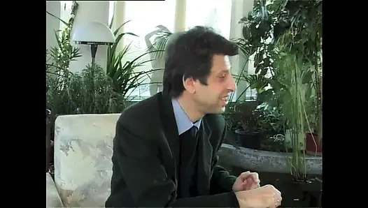 Sadece Siyah Bir Penis Bu Göğsüni Tatmin Edebilir