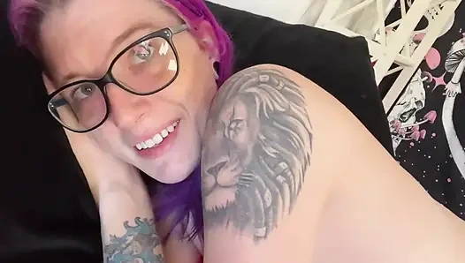 Cheerleader Farts for Position