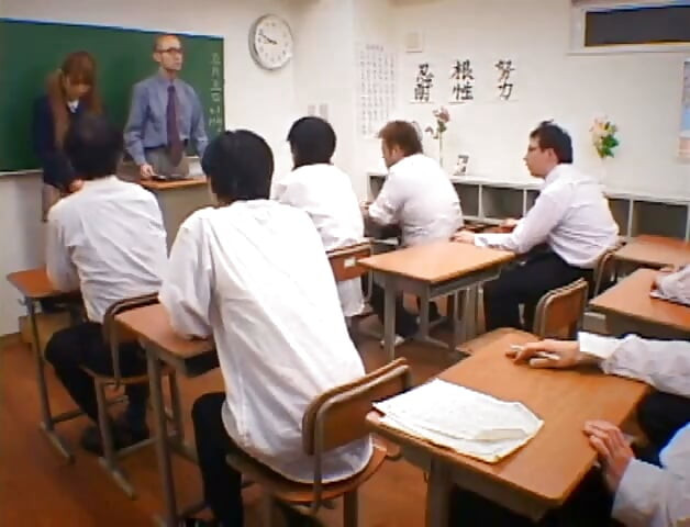 Țâțoasa Gal Nanami își dezvăluie latura dulce supusă într-o fantezie intensă cu ejaculare înăuntru - 1