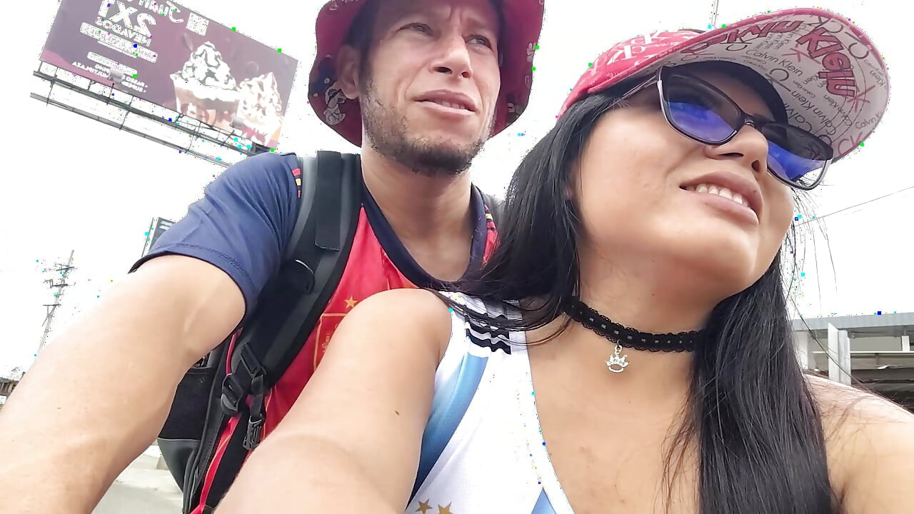 Spanish man has sex with an Argentinian woman who was walking alone on the street