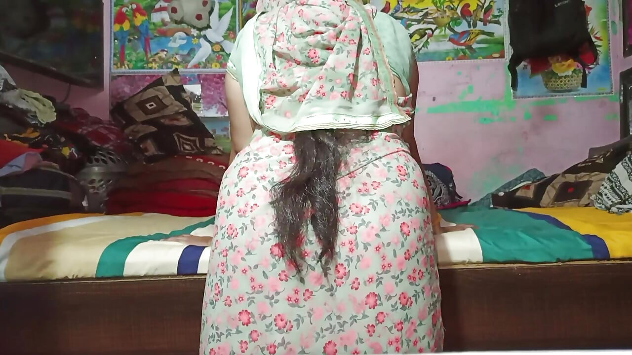 Kajal turned sister-in-law's pussy red