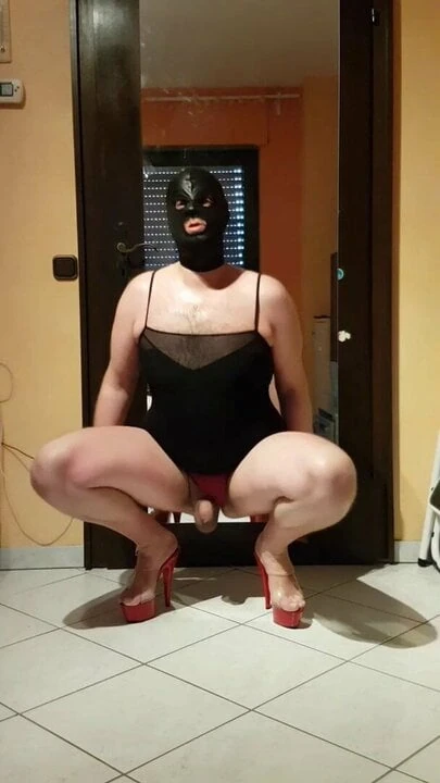 More sissy dancing for Jrd123