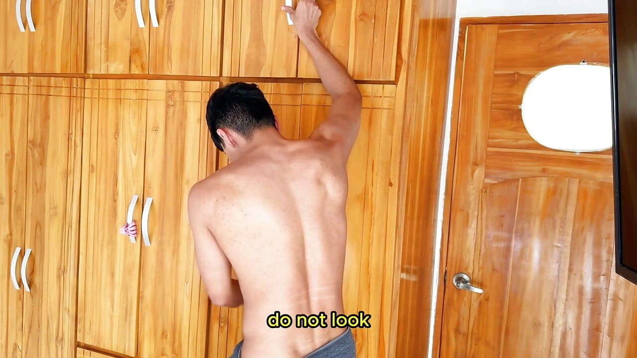 MY STEPBROTHER FUCKS MY ASS RIGHT AFTER THE SHOWER AND NOBODY NOTICES