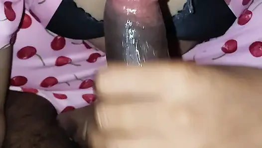 Indische bhabhi gibt unserem devar und devar ficken schön einen heißen blowjob