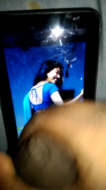 Must-share moment from "Sai Pallavi yummy cum tribute"