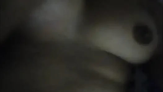 Karım yokken komşumu sikiyorum