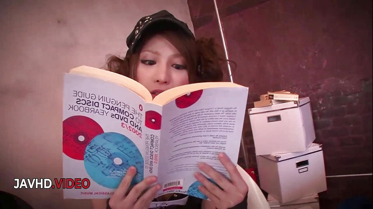 Tsubasa Aihara Sizzles cu emoții japoneze cu muie în videoclipuri explicite
