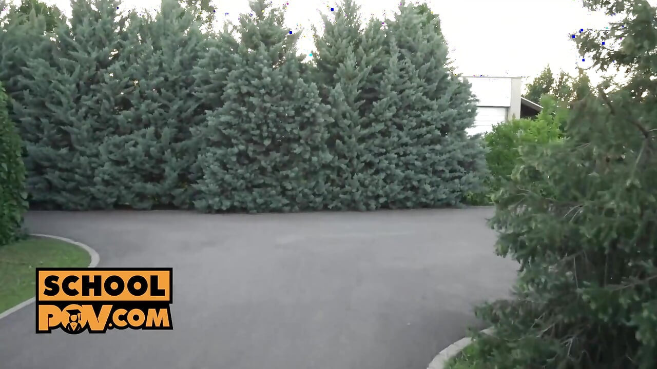 POV - Petite jogger slut Shona River brings you to climax