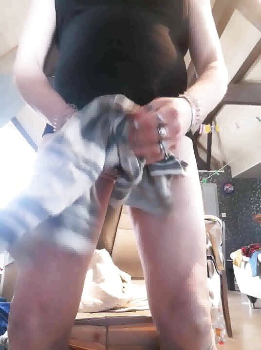 TS Stefanie cock jerking