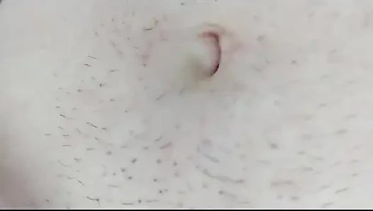 Закапываюсь в мой живот кнопом