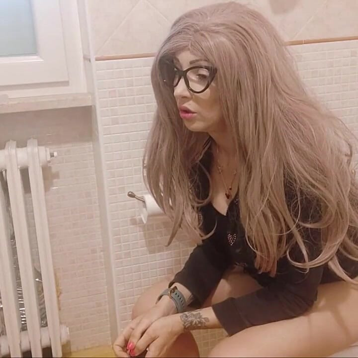 O xixi mais quente é sempre e apenas minha madrasta