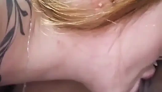 Memekku dientot habis-habisan sama malu paz sampai aku crot banyak banget