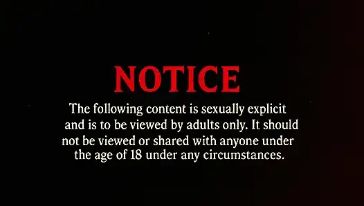 Демон милфа-блондинка трахает Angel Young латину