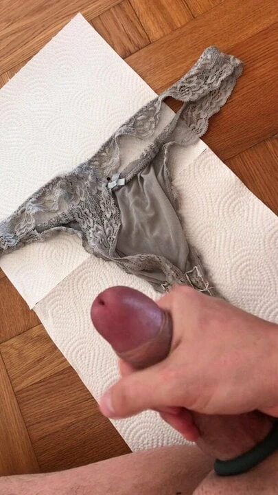 Auf Tanga gespritzt