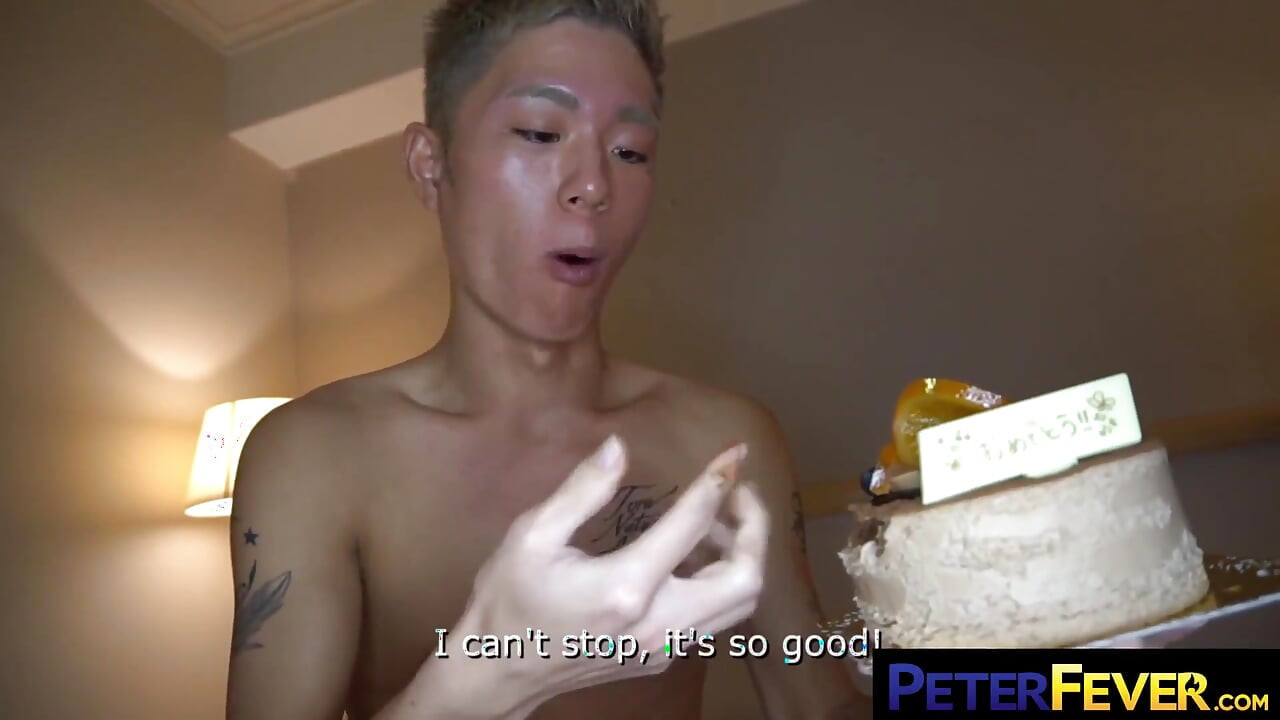 น้ําแตกของ Peterfever Kouya: แสดงความยินดี Kouya!
