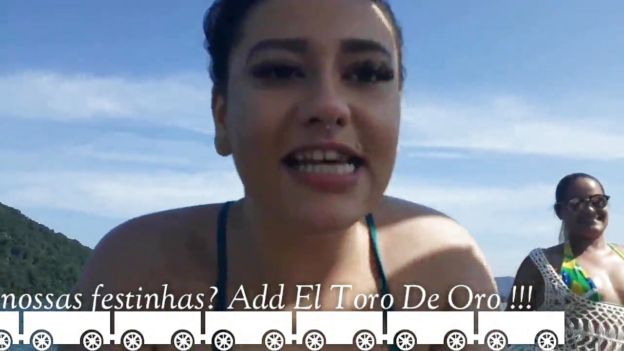 Exhibitionism on the Boat in Public with Paty Butt and Her Stepcousin Agatha Ludovino