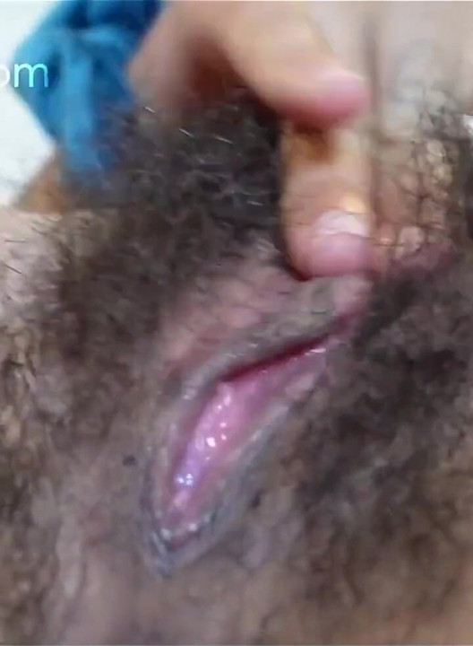 I Rub My Clit and It Gets so Swollen, and My Hairy Pussy Gets so Wet